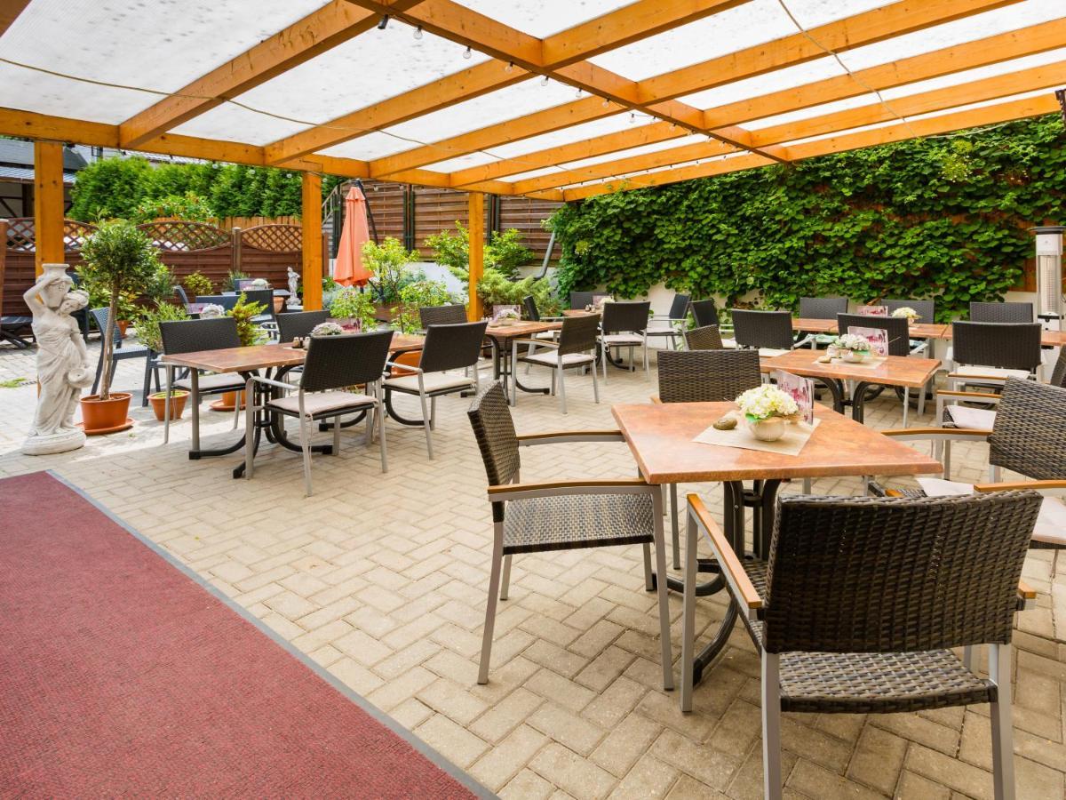 Hotel & Ferienwohnungen Bohlenblick Saalfeld Saale Eksteriør bilde
